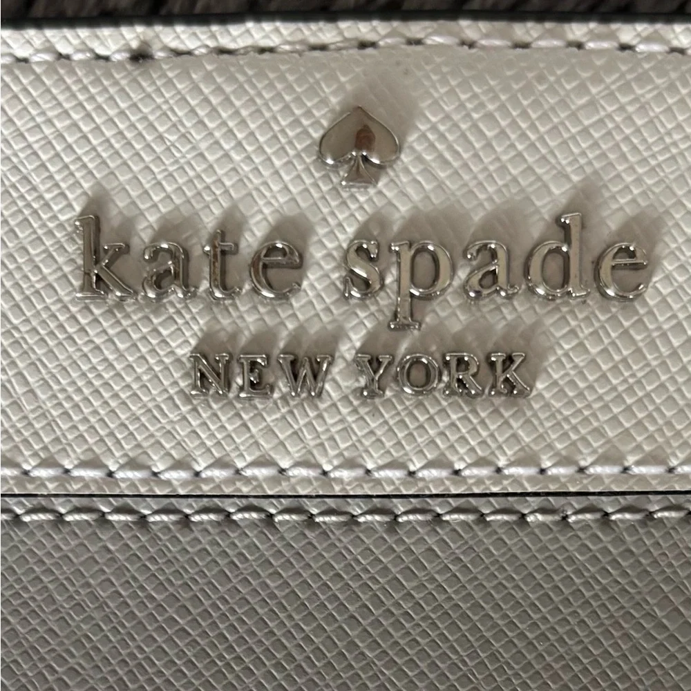 Kate Spade New York Staci Large Slim Bifold Wallet in Nimbus Grey Multi NWT - Picture 6 of 7